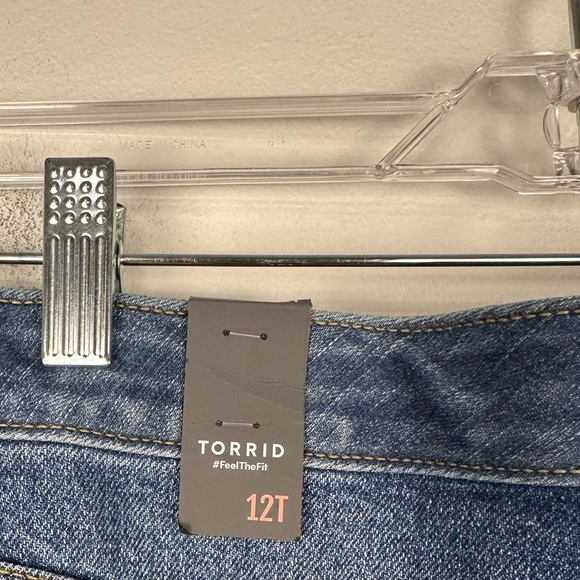 Torrid Classic Denim High-Rise Straight Leg Jean Women’s Sz 12 Tall NWT - Picture 7 of 10